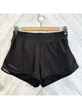 Lululemon Hotty Hot Shorts High-Rise Womens Size 6 Black Lined 2.5" Inseam
